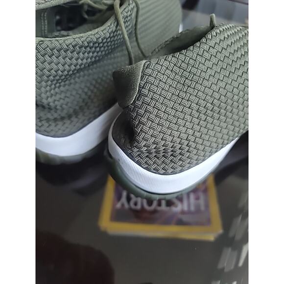 Air Jordan Mens Future Low Iguana Green Sz 15 Metallic Gold Basketball Shoe Nike - Picture 15 of 15